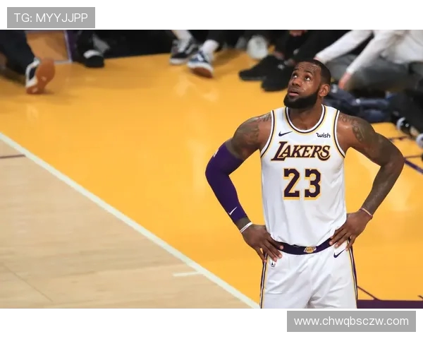 灰熊鏖战湖人上演巅峰对决年轻劲旅能否撼动紫金王朝荣耀