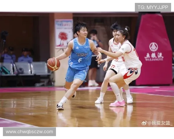 全国锦标赛特别报道：武汉篮球队如何从默默无闻到崭露头角的成长历程