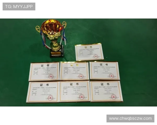 李强独家分享羽毛球技巧与训练心得助你提升竞技水平