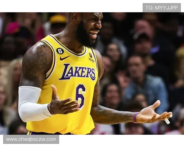 《从乔丹到詹姆斯：NBA历史巨星的崛起与传承》