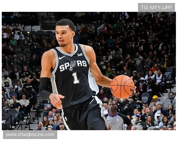 2017年NBA季后赛马刺对勇士的精彩对决回顾与分析