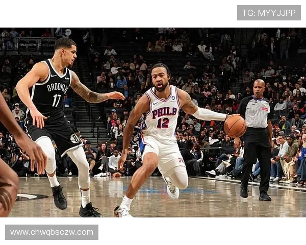 76人对阵篮网的精彩战况分析与比赛亮点回顾